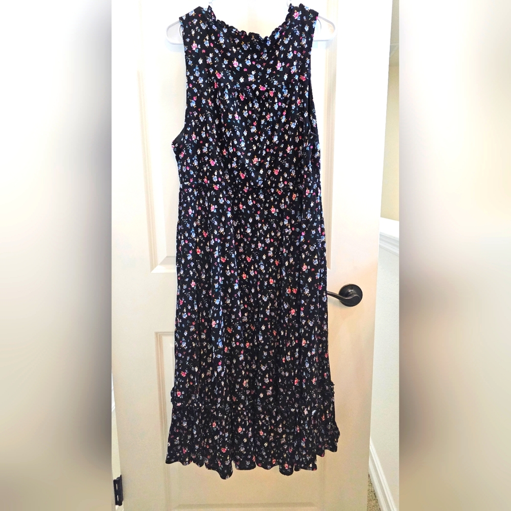 Torrid Black Floral Tiered Gauze Midi Dress - Picture 9 of 10